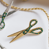 scissors-moving-pin