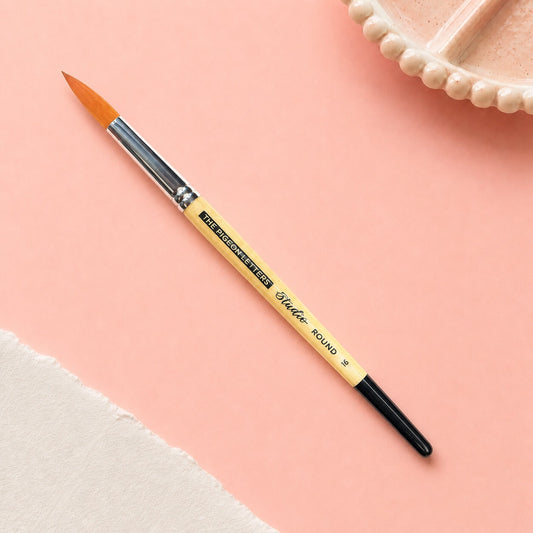 #16 Studio Round Paintbrush