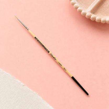 #20/0 Studio Script Liner Paintbrush