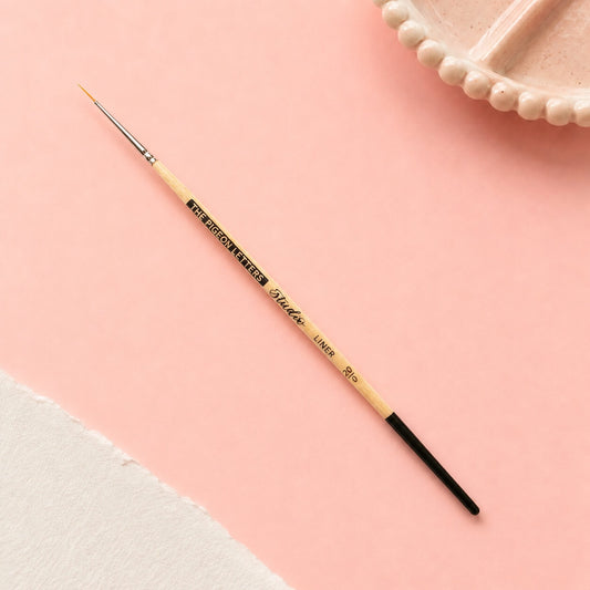 #20/0 Studio Script Liner Paintbrush