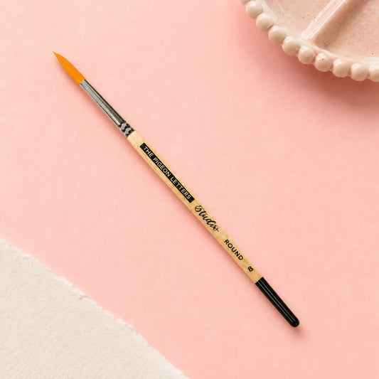 #8 Studio Round Paintbrush